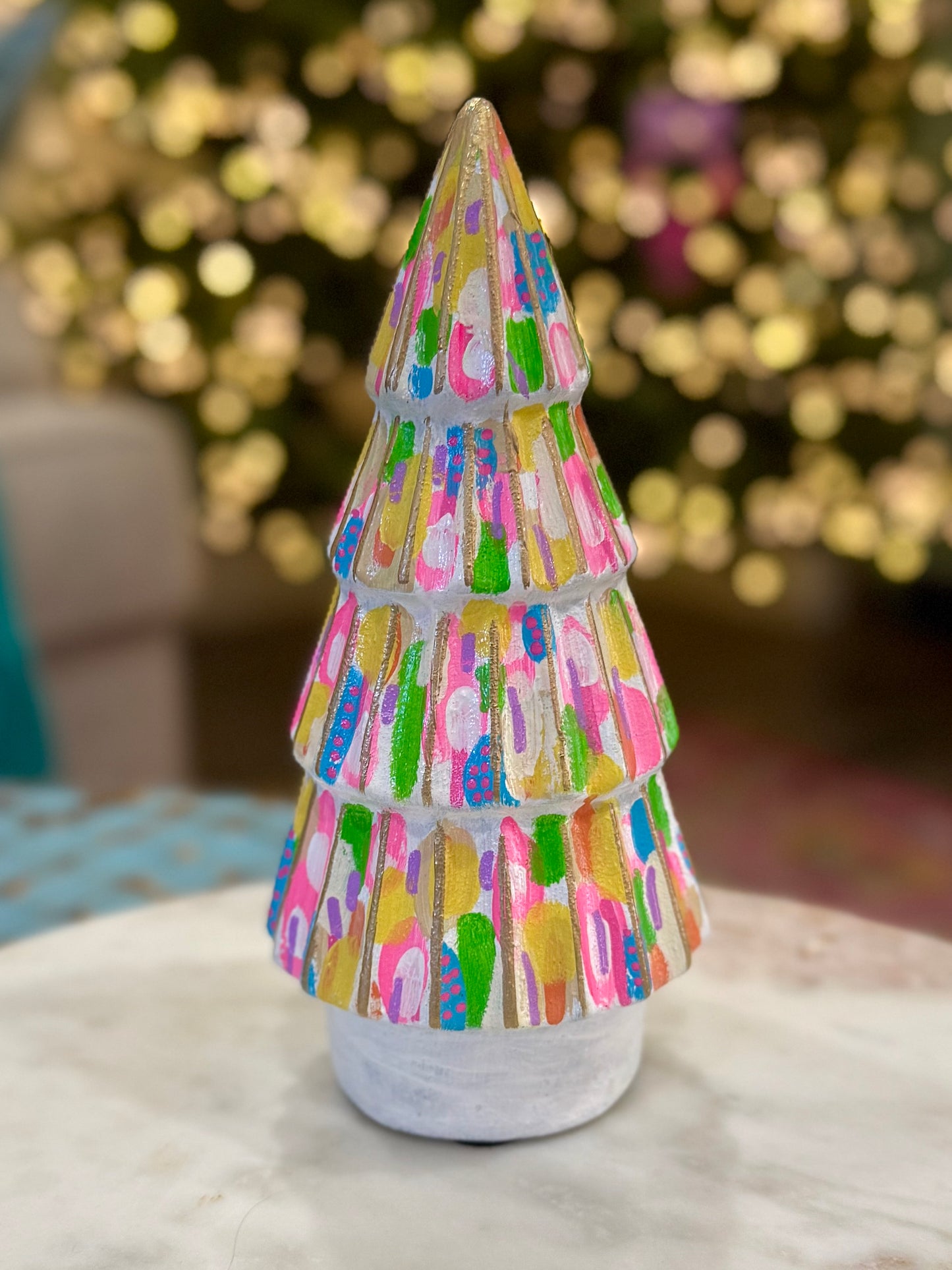 WHITE CERAMIC CHRISTMAS 8”