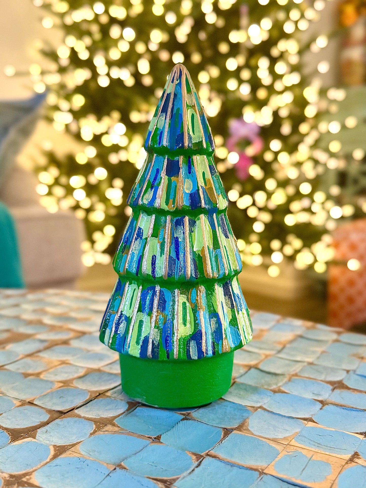 GREEN CERAMIC CHRISTMAS 8”