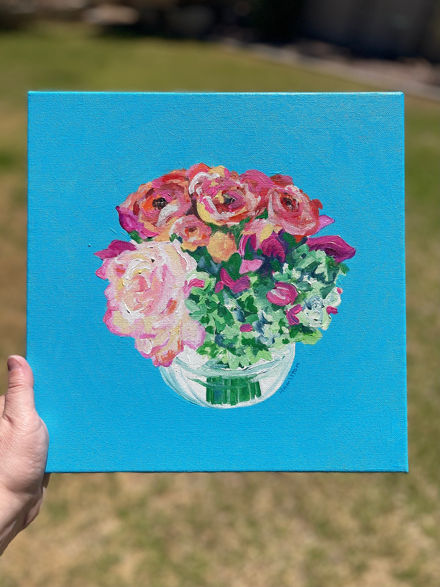 Love Notes: Bowl of Roses and hydrangea