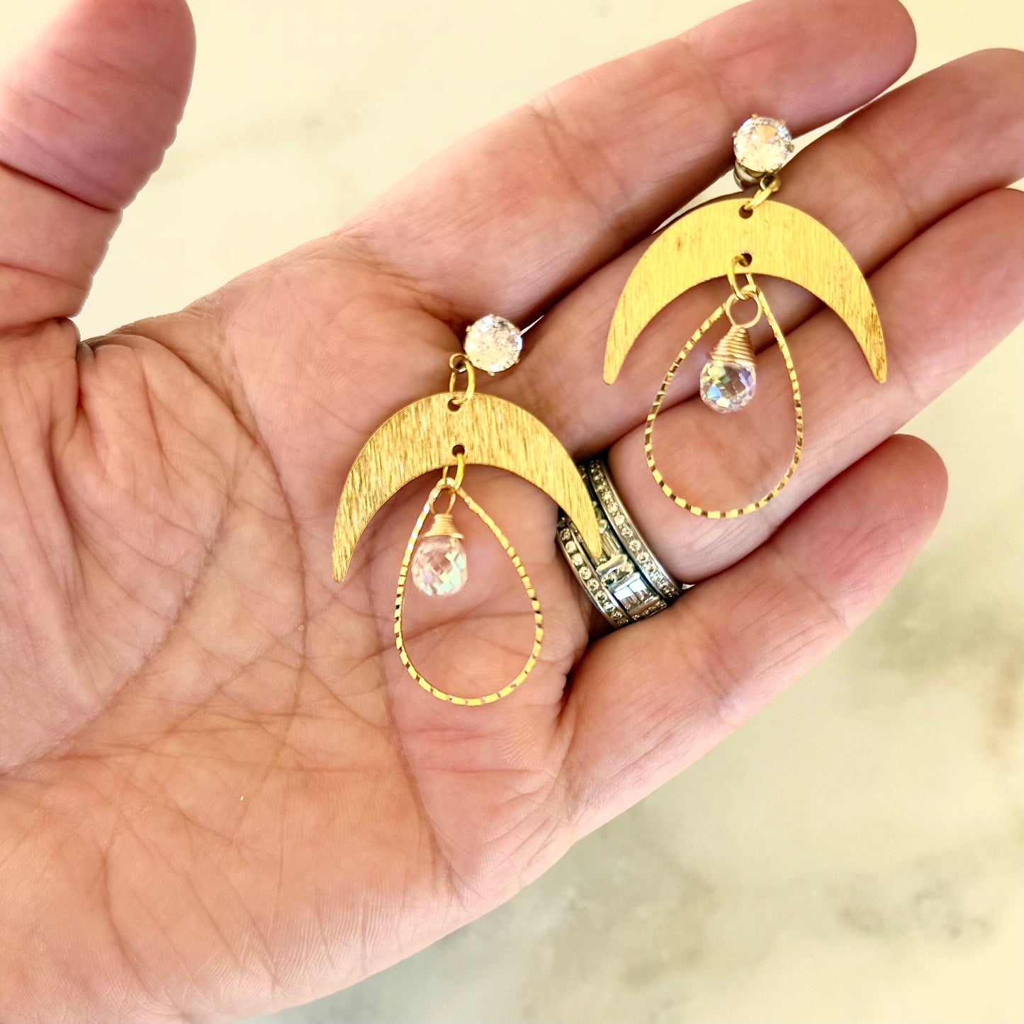 SOIRÉE earring - crystal