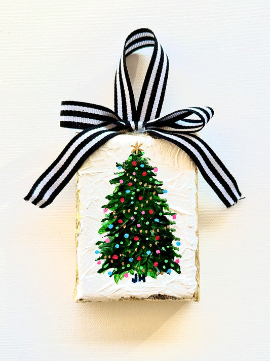 CANVAS TREE ORNAMENT in green