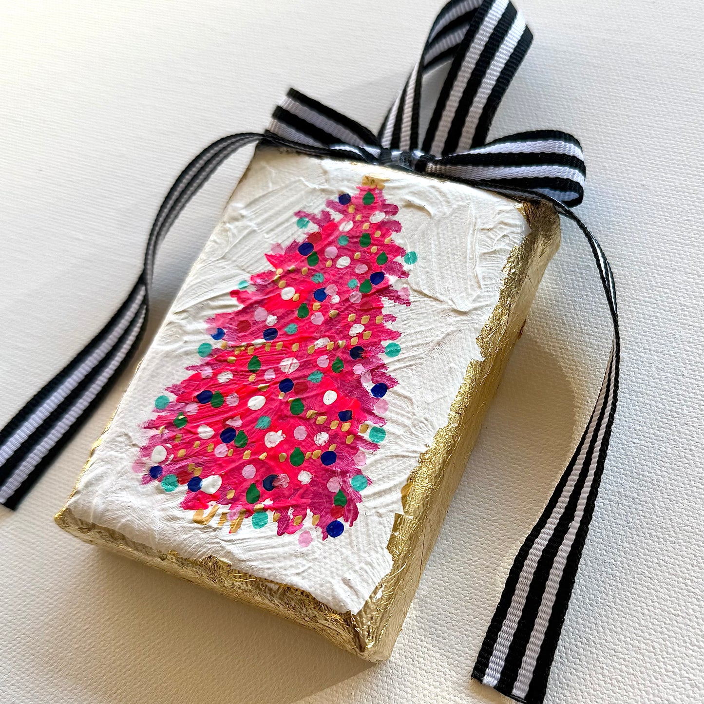 CANVAS TREE ORNAMENT in pink