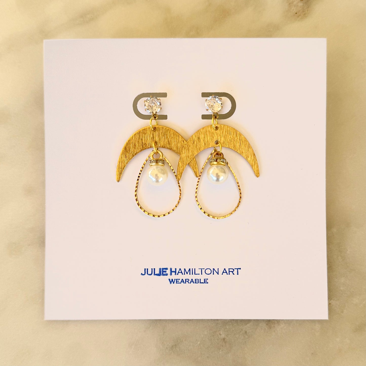 SOIRÉE earring - pearl