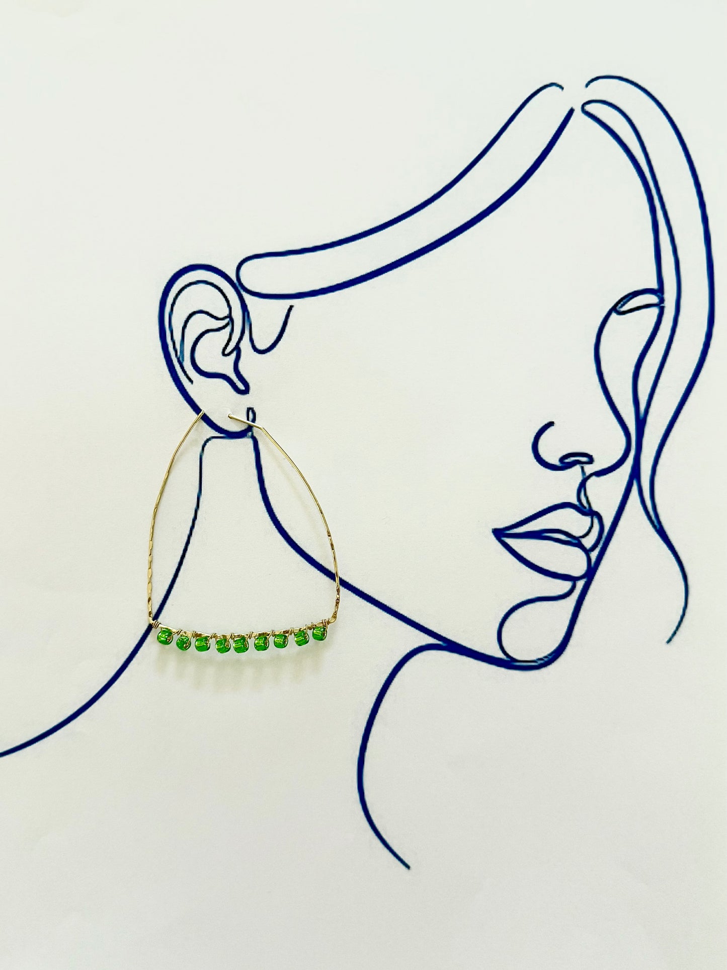 EMERALD TRIANGLE HOOP